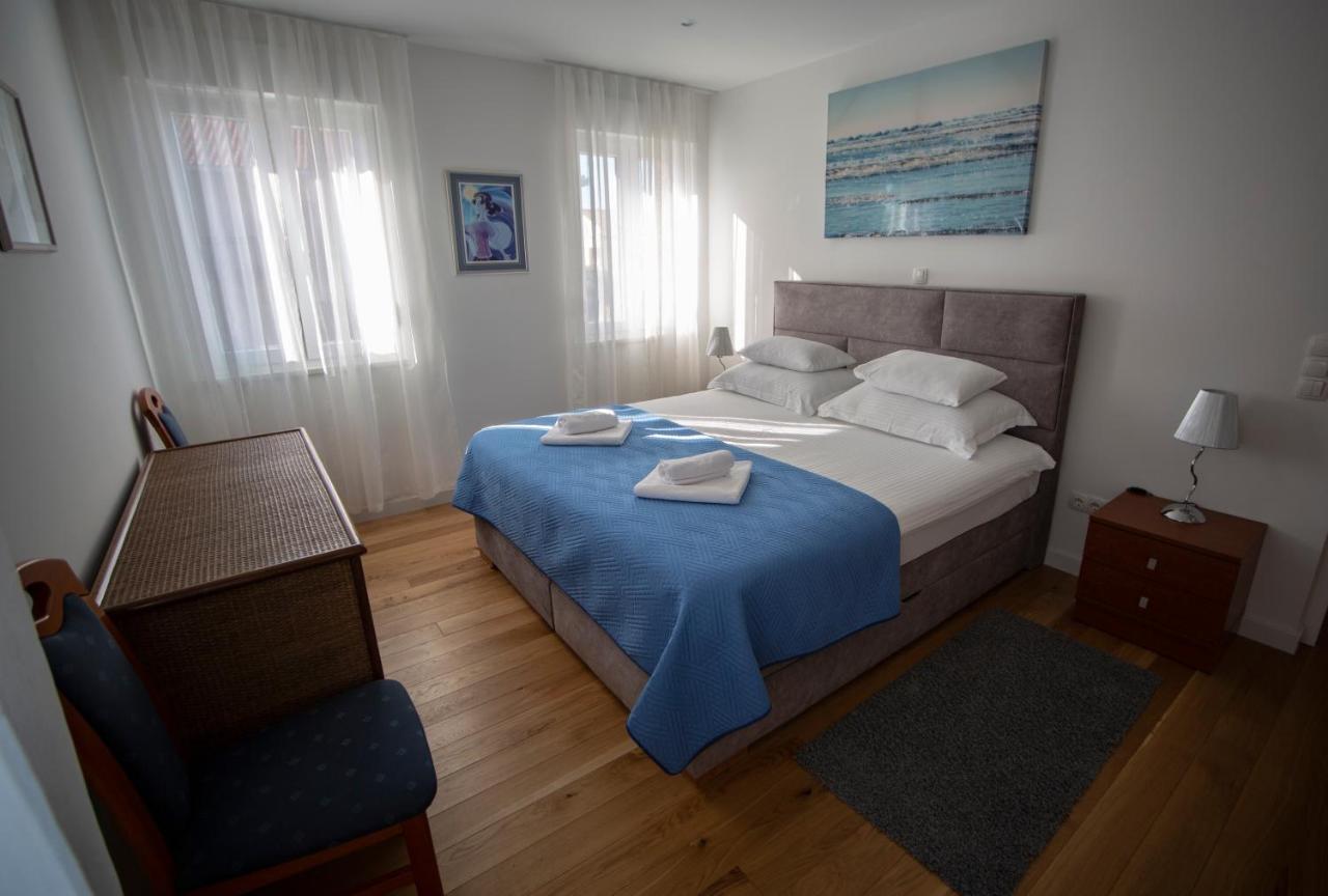 Iadertina Apartment *